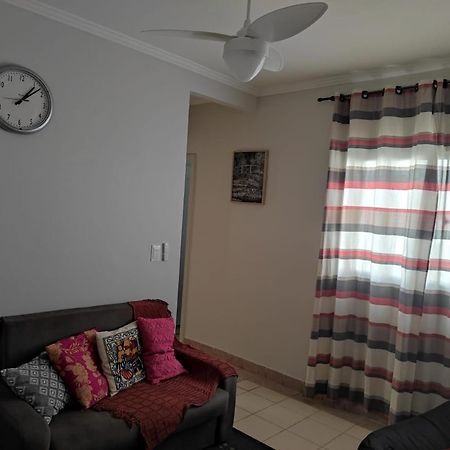 Apartamento Inteiro No Bairro Santa Monica 乌贝兰迪亚 外观 照片